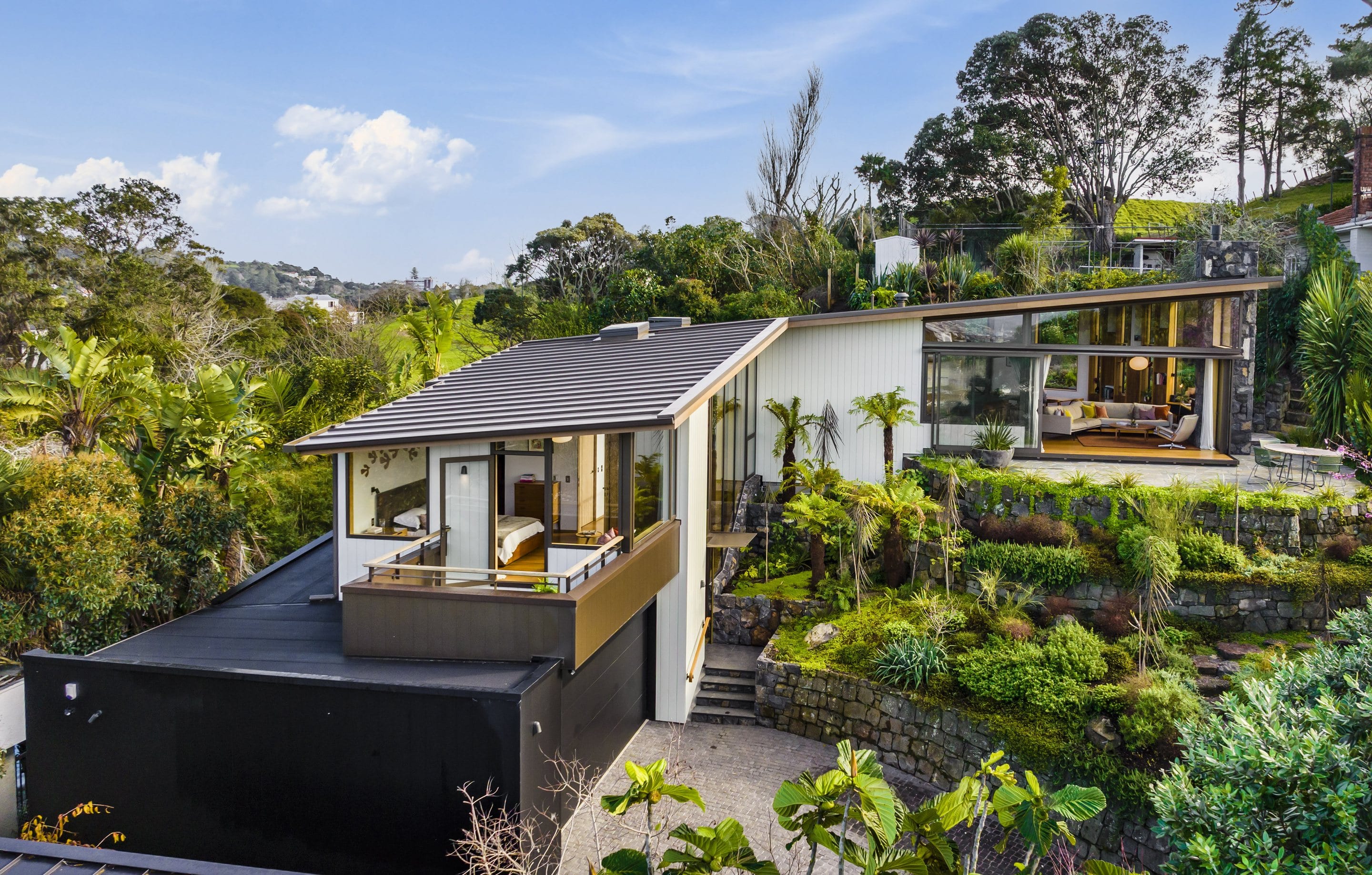 33 Market Road from above: the pavilion, the terraced stone garden and the living wing